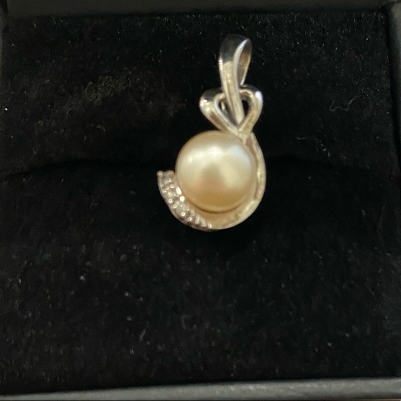 Pearl and Diamond Accent Necklace Charm - Picture 3 of 4
